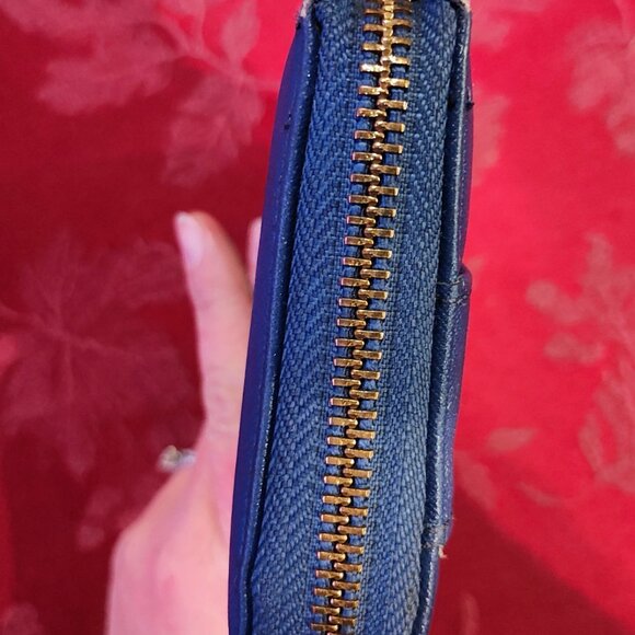 Anne Klein Blue Zip Around Long Wallet, Used - Picture 5 of 15